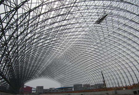 跨度50米拱形钢结构图片