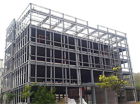 高层钢结构的中心支撑类型